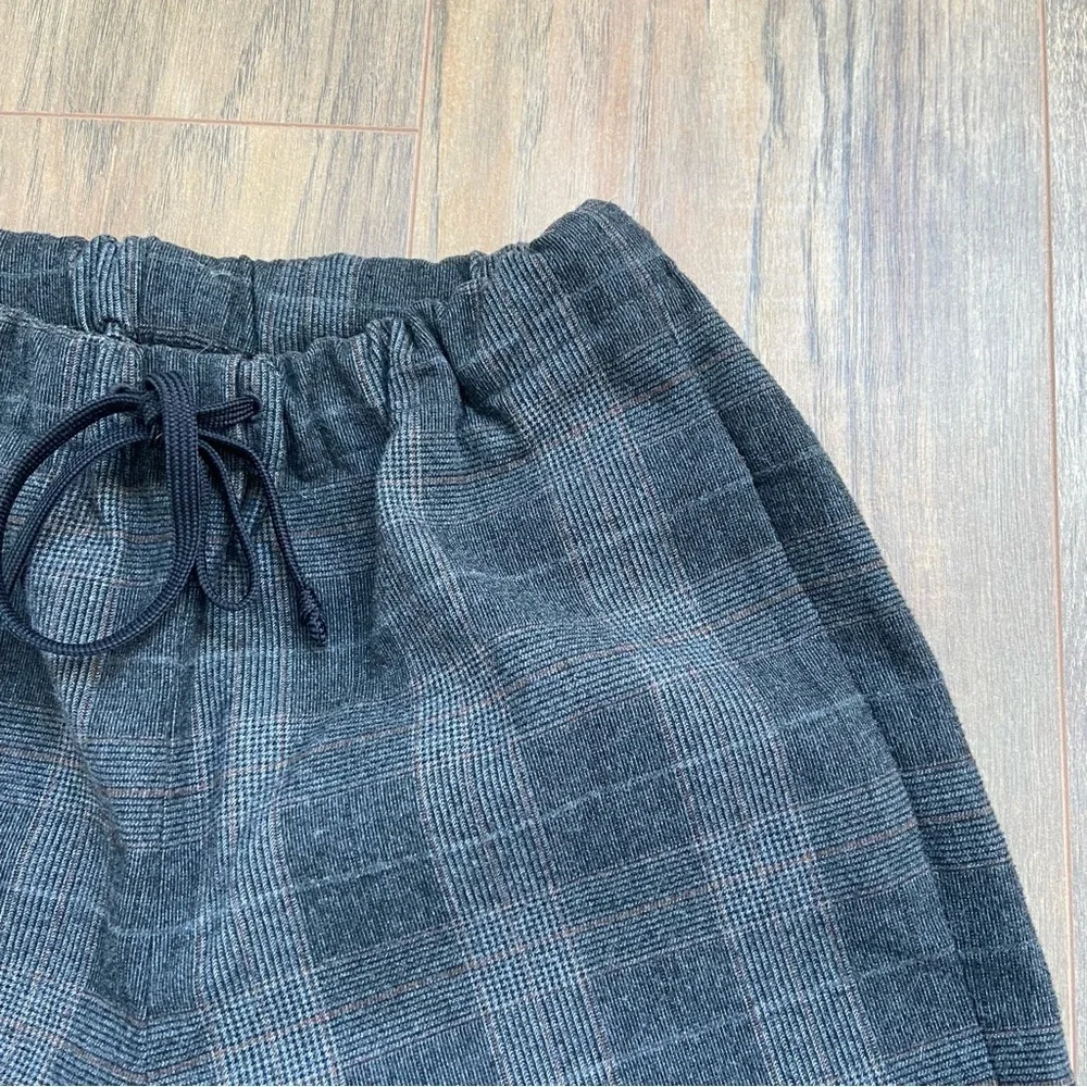 Babaton Grey Plaid Jimmy Pant - Picture 7 of 14